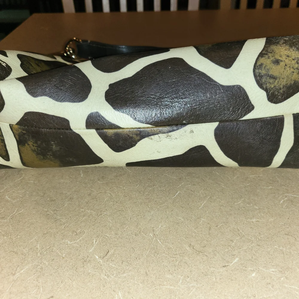 Dooney & Bourke Giraffe Print Brown Cream Shoulder Bag - Picture 3 of 11